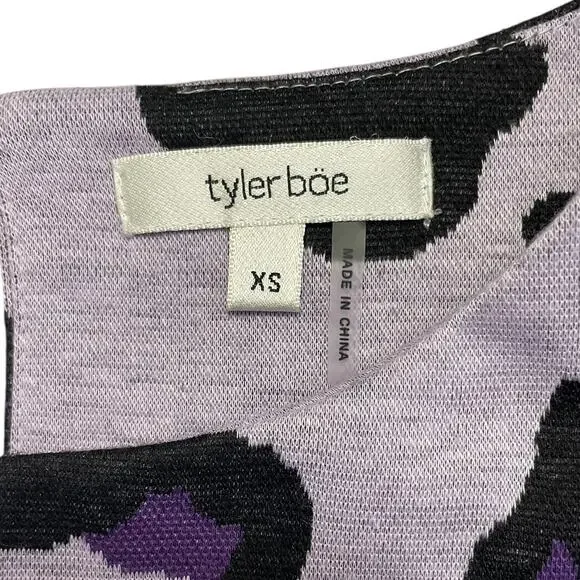 Tyler Boe Leopard Print Knit Top Bell Sleeves Purple Sz XS Preppy Modern Chic - Picture 9 of 10